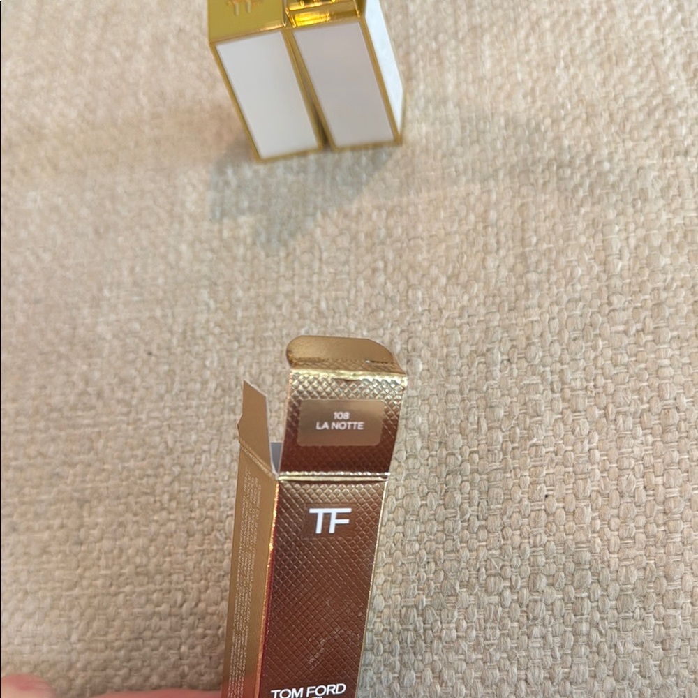 NWT Tom Ford Soleil Ultra Shine Lip Color in La Notte Full Size - Picture 2 of 4